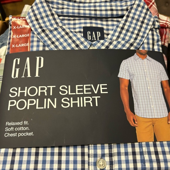 Gap Short Sleeve Poplin Shirt - Picture 2 of 3